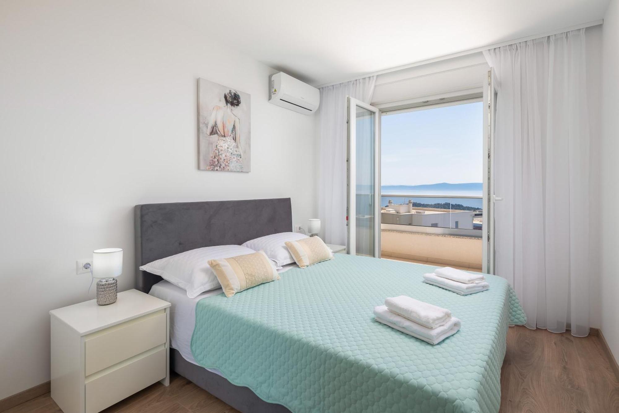 Apartment Adriatico - Sea View With Garage Makarska