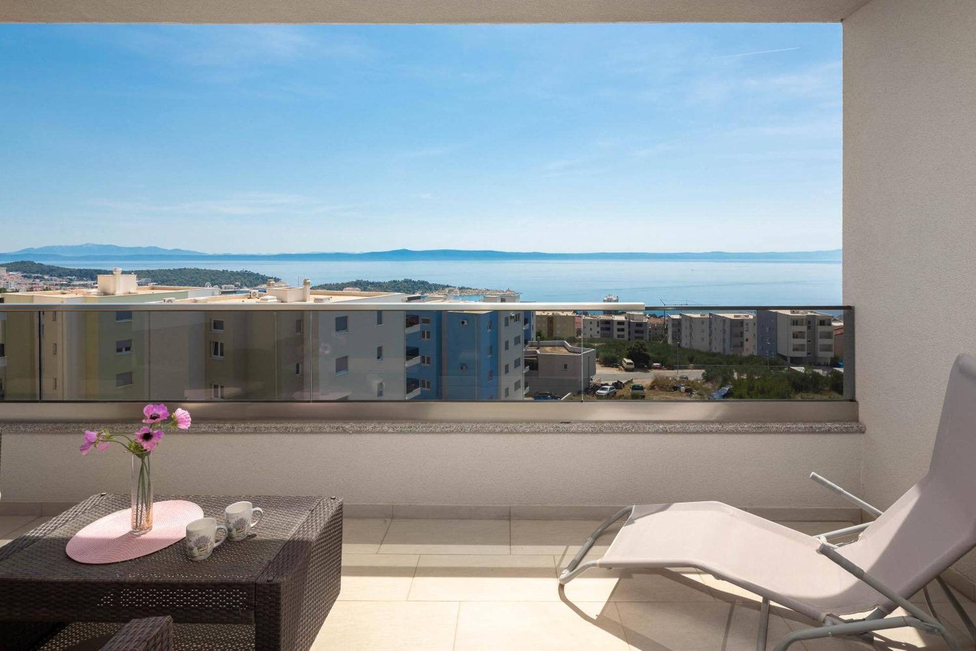 Adriatico - Sea View With Garage Apartment