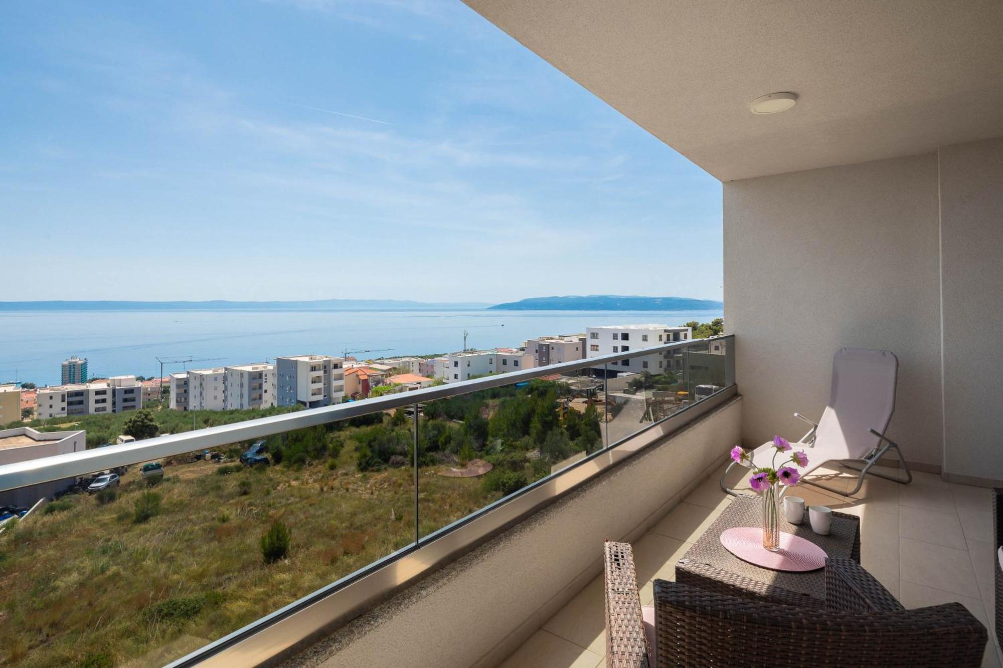 Adriatico - Sea View With Garage Apartment Makarska