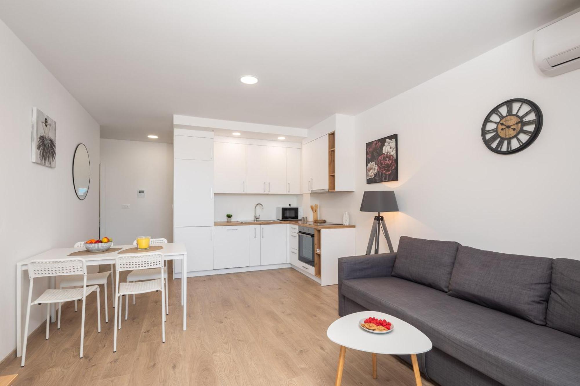 Adriatico - Sea View With Garage Apartment Makarska