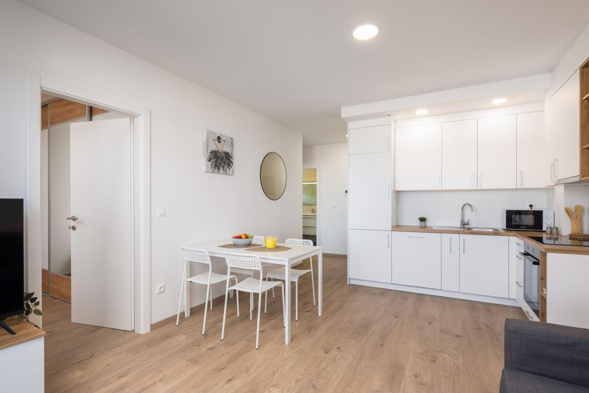 Adriatico - Sea View With Garage Apartment *