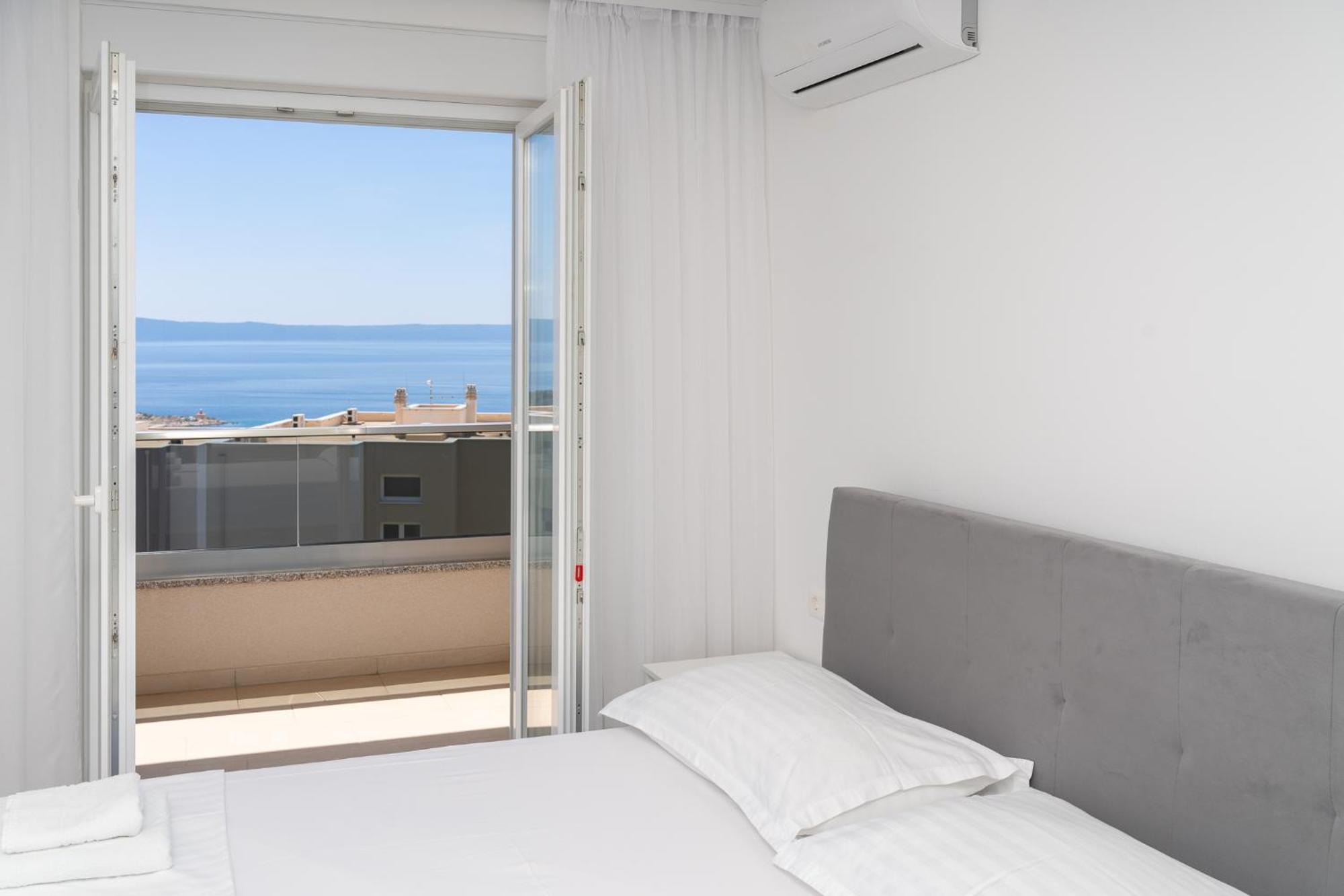 Adriatico - Sea View With Garage Apartment